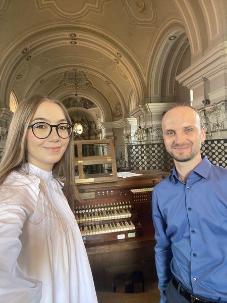 Concert de orgă la patru mâini și patru picioare la Ateneul Român 18925191