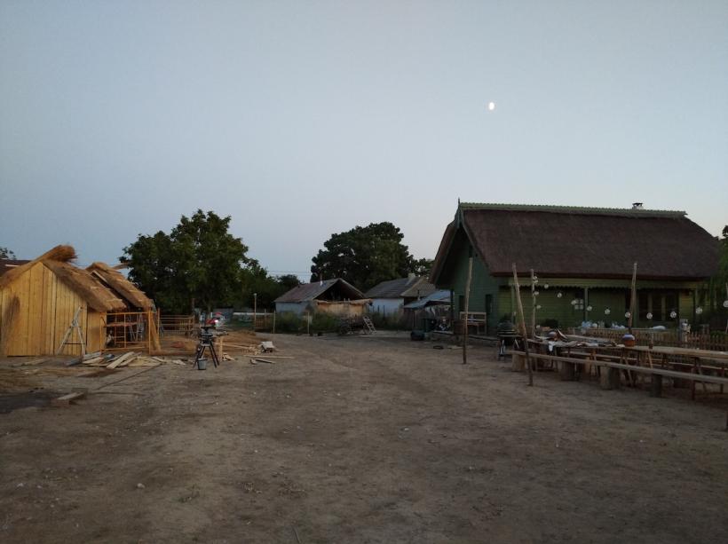 „În căutarea paradisului pierdut”, de la oraș la sat - proiecții de film și vernisaj în noiembrie, la București 18926233