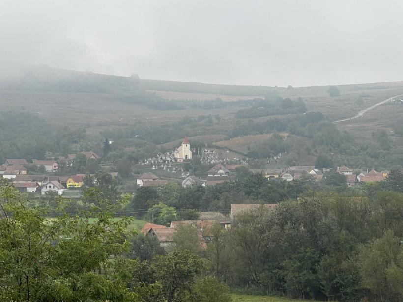 Sașii au cerut ca un sat din Sibiu să fie declarat loc prin care trece Ecuatorul 18926311