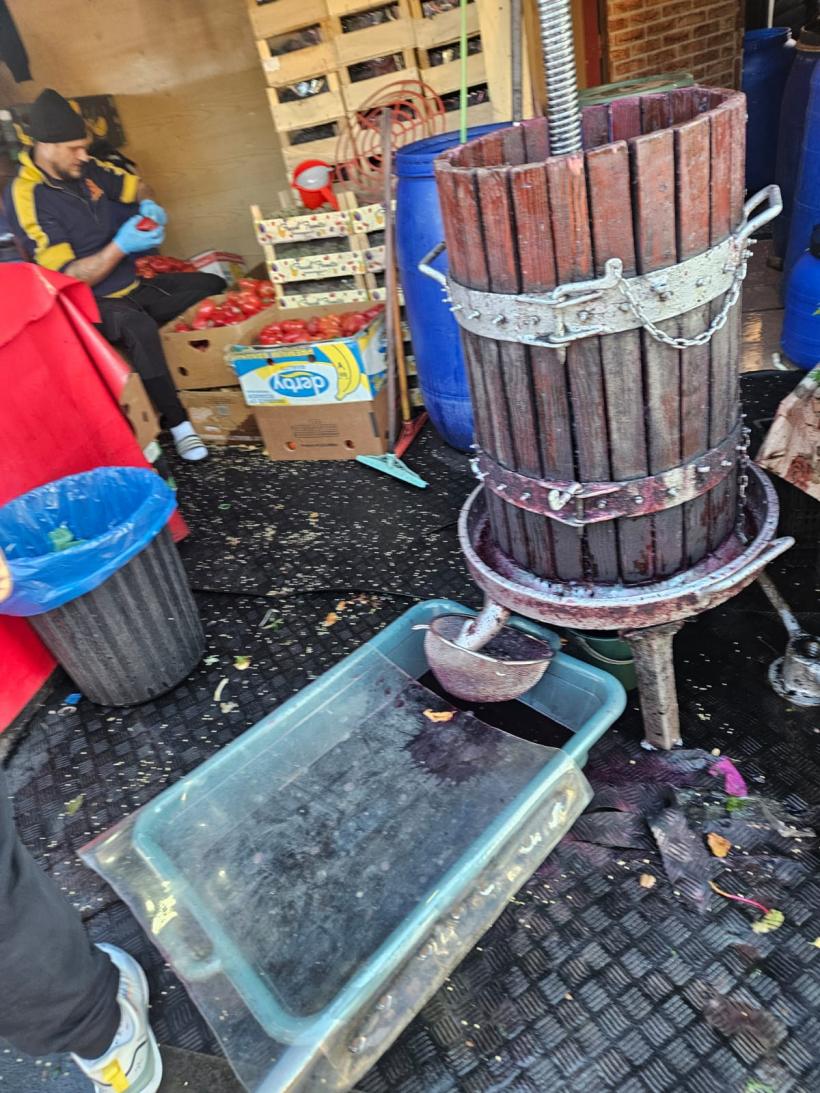 De la Detroit la Piața Obor 18926355