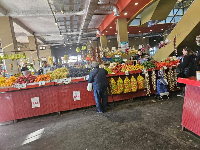 De la Detroit la Piața Obor 18926360