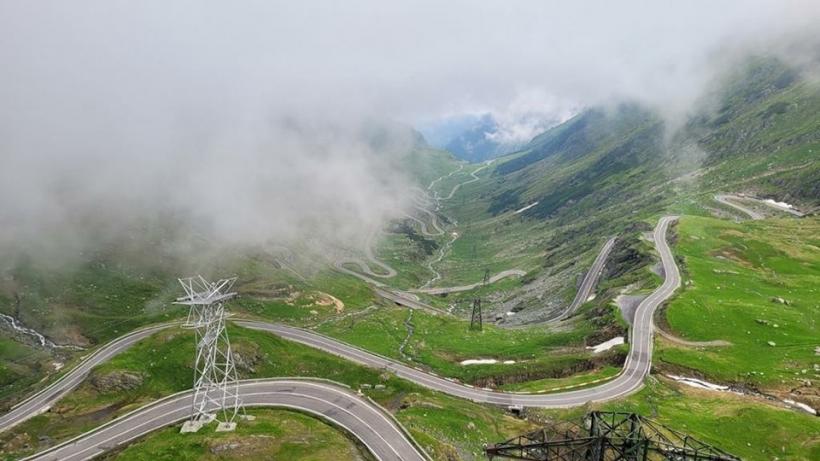 Transfăgărășan și Transalpina se vor închide în curând