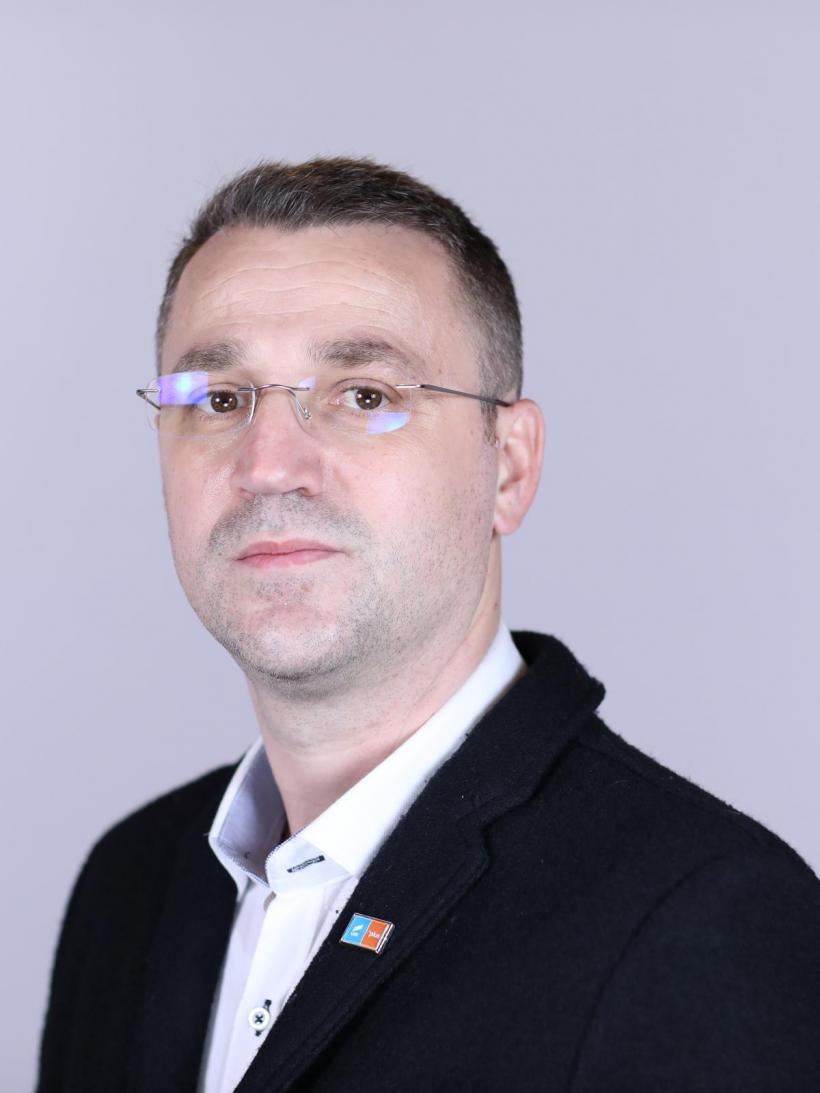 După ce au pierdut „grav” alegerile locale, USR-iștii vor să măcelărească legislativ administrația publică locală 18927294