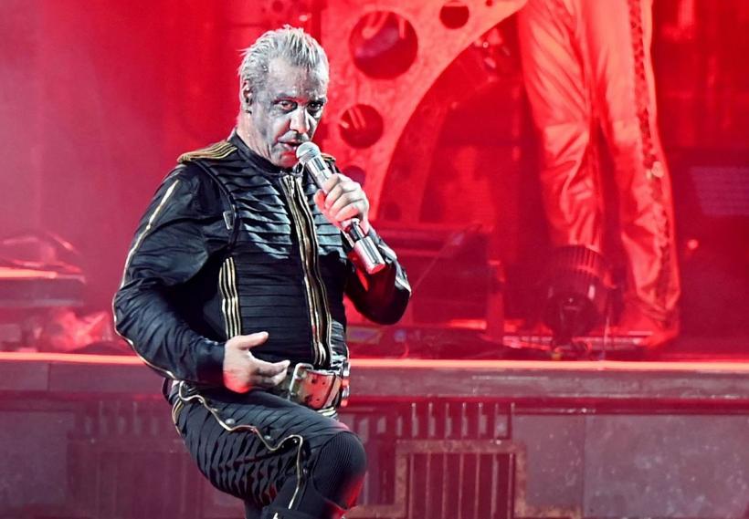 Solistul trupei Rammstein, Till Lindemann, va susține un concert în România