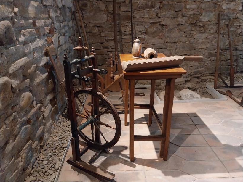 Povestea de aproape 6 secole a castelului Ugron: A fost conac, fermă și gospodărie agricolă comunistă, iar azi e atracție turistică 18927575