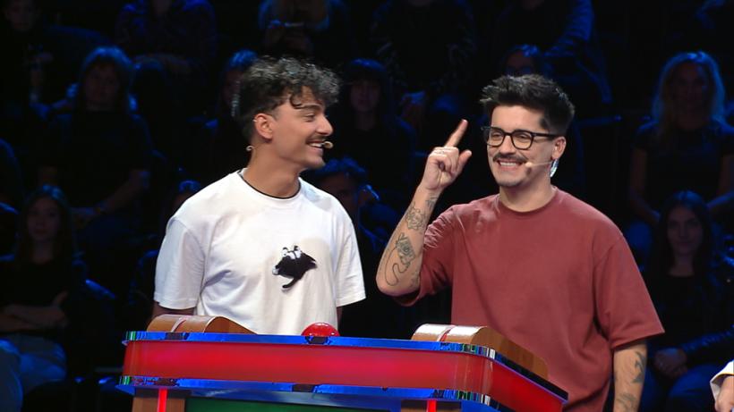 WRS și Vlad Condurache vin în platoul Ești mai deștept decât un copil de clasa a V-a, astăzi, de la ora 18.00, la Antena 1 18927631