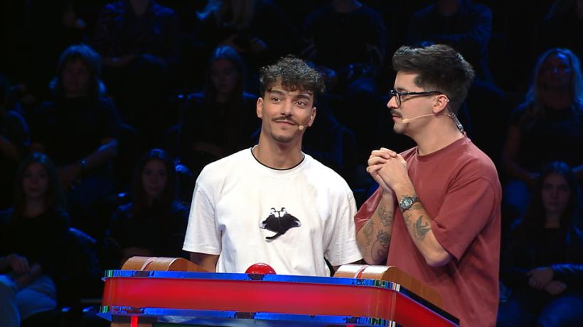 WRS și Vlad Condurache vin în platoul Ești mai deștept decât un copil de clasa a V-a, astăzi, de la ora 18.00, la Antena 1 18927632