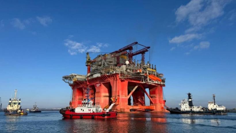 Platforma Transocean, care va extrage gazele din proiectul Neptun Deep, a ajuns la Constanţa