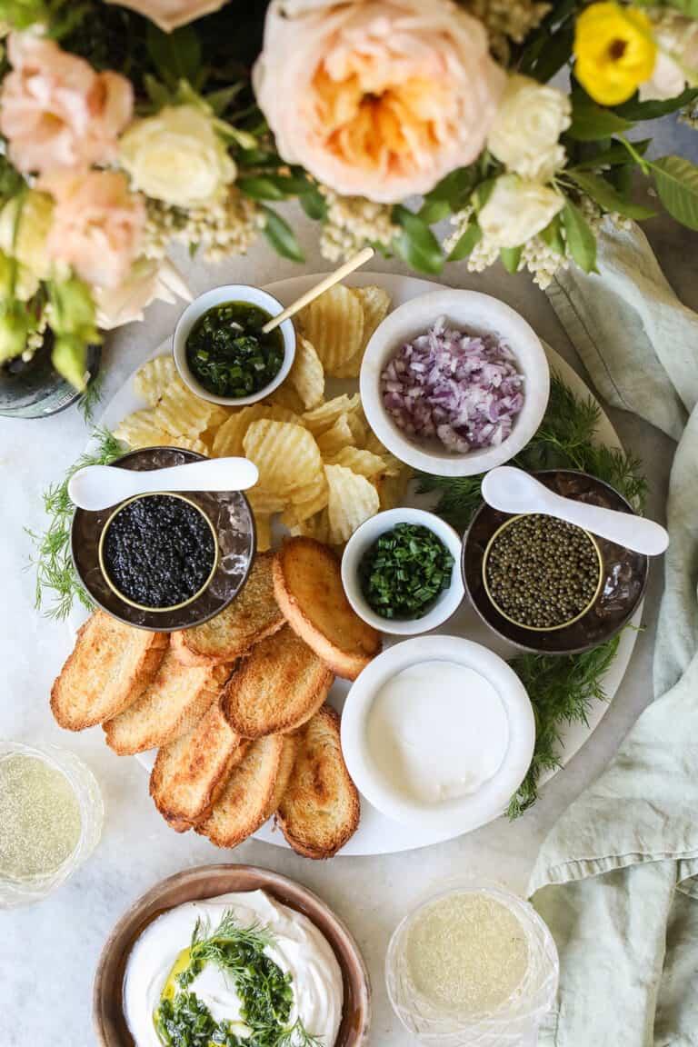 Caviarul, stare de grație la linguriță. Icrele de sturion conțin omega-3 la discreție 18928273