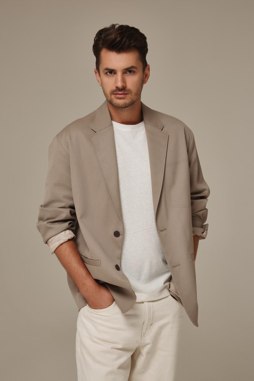 Karina Jianu şi Vlad Udrescu sunt protagoniştii noului serial original semnat Ruxandra Ion, Ana, Mi-ai fost scrisă în ADN, de la Antena 1 18928427