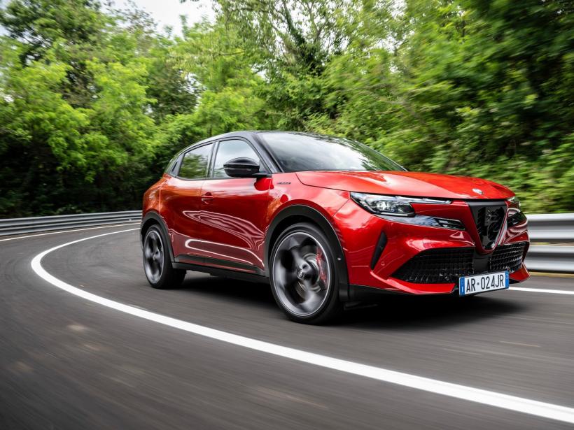 Cine se luptă pentru maşina anului:  Electrice vs benzină, maşini mici contra SUV-uri 18928673