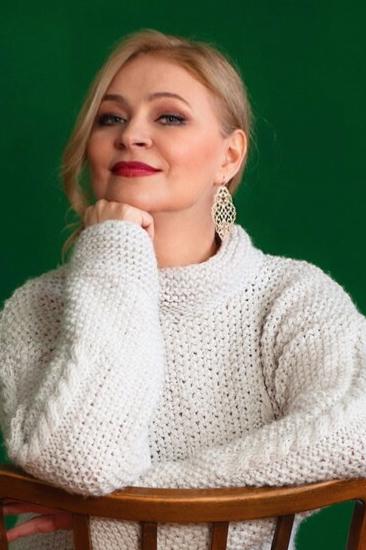 Melodie Dor Magie – mezzosoprana Ruxandra Donose și pianistul Sergiu Tuhuțiu într-un turneu de sărbători… acasă 18928826