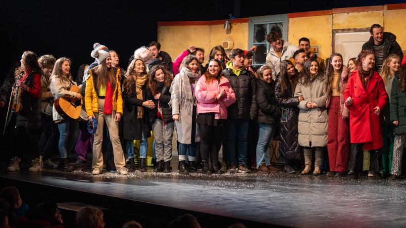 „Țesătorul de vise – Poveste de Crăciun” oferit gratuit pe Scena Digitală de Sărbători 18928748