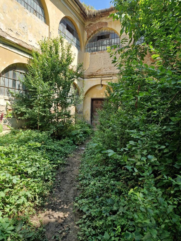 Ioan-Aurel Pop: „Discriminarea salarizării arhiviștilor în funcție de capitală și provincie este de neadmis” 18929051