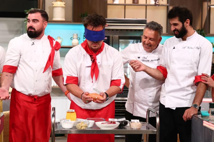 Echipele de vedete se înfruntă în battle-ul culinar spectaculos din ediția specială Chefi la cuțite, de Ziua Antenei, pe 29 noiembrie 18929352