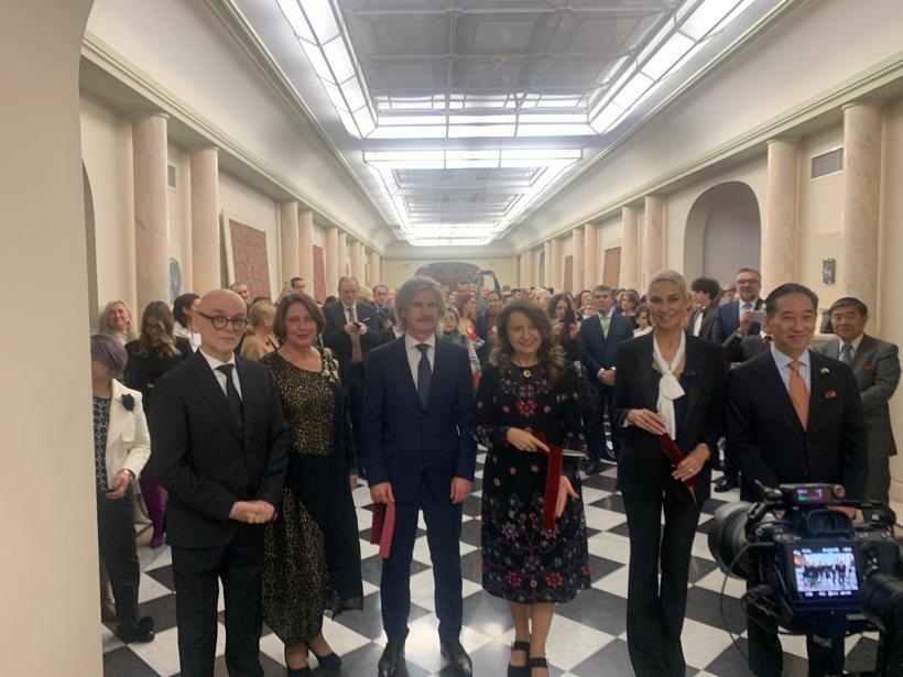 Galeria Orientală din Muzeul Național de Artă al României: Un dialog între națiuni și exemplu de diplomație culturală 18929292