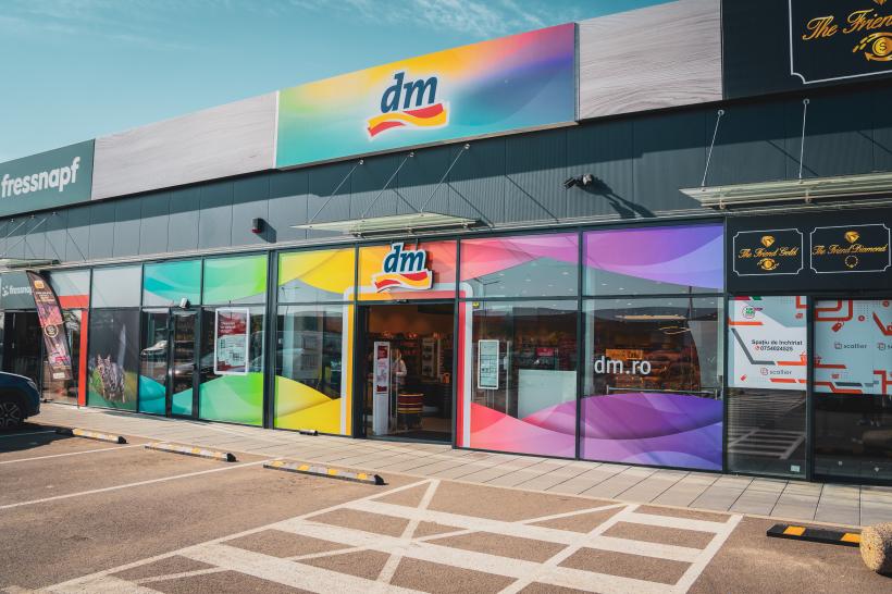 dm drogerie markt România: Performanțe remarcabile, inovații strategice și răsplătirea fidelității clienților 18929482