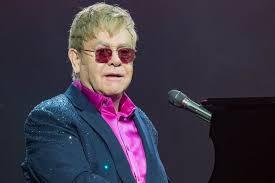 Elton John, declarații despre starea sa de sănătate: Nu mai văd cu ochiul drept de patru luni