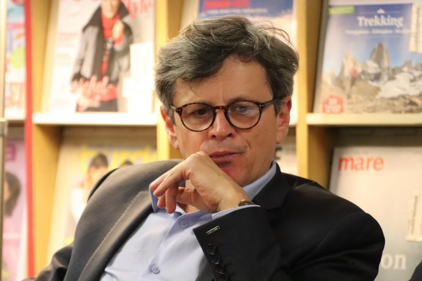 Cătălin Mihuleac, scriitor: „Maladia gravă de care suferă România: exploatarea copiilor pentru cerșetorie, furt și prostituție!” 18930625