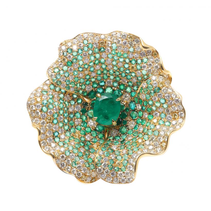 De la masa familiei prezidențiale Ceaușescu, în licitație la Artmark 18930700