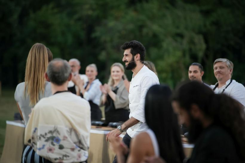 Diseară, se încing grătarele pe Domeniul Știrbey, în bootcamp-ul Chefi la cuțite 18931160