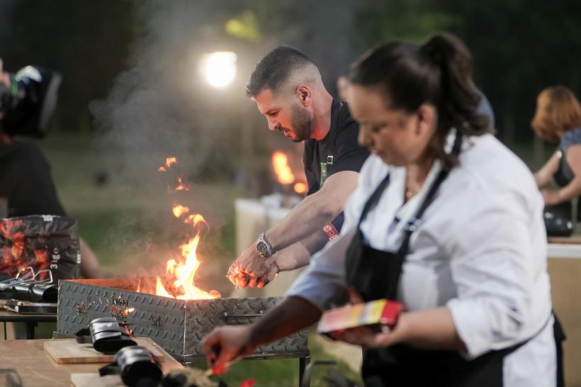Diseară, se încing grătarele pe Domeniul Știrbey, în bootcamp-ul Chefi la cuțite 18931166
