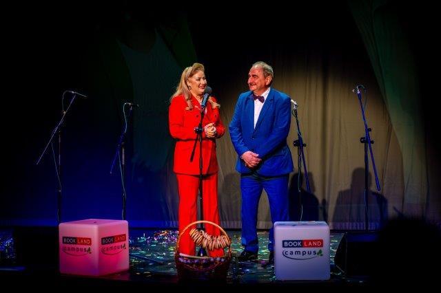 Gala BookLand, un reper pentru excelență în educație și revitalizarea învățământului la sat 18931108