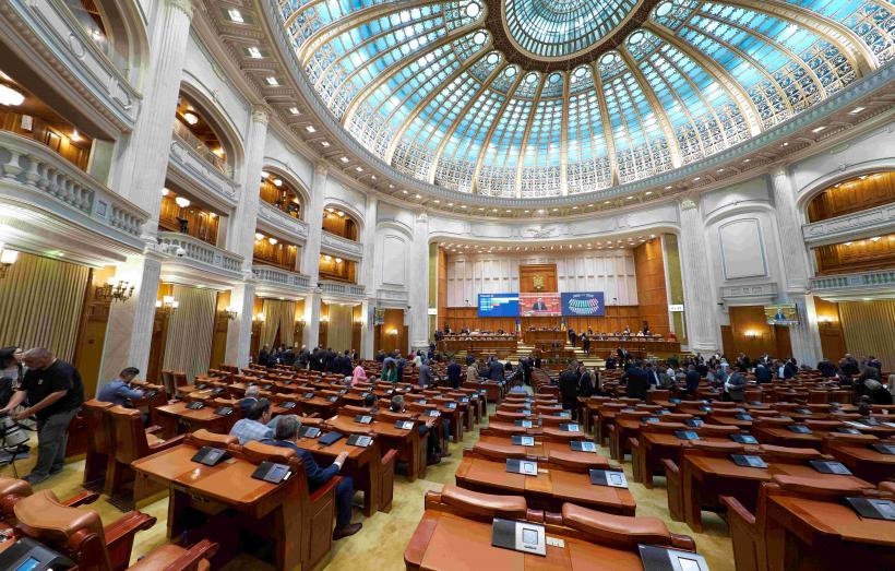 Unul dintre partidele pro-europene trebuie să rămână în opoziție. În joc se află șefia SRI și conducerea comisiilor parlamentare 18931219