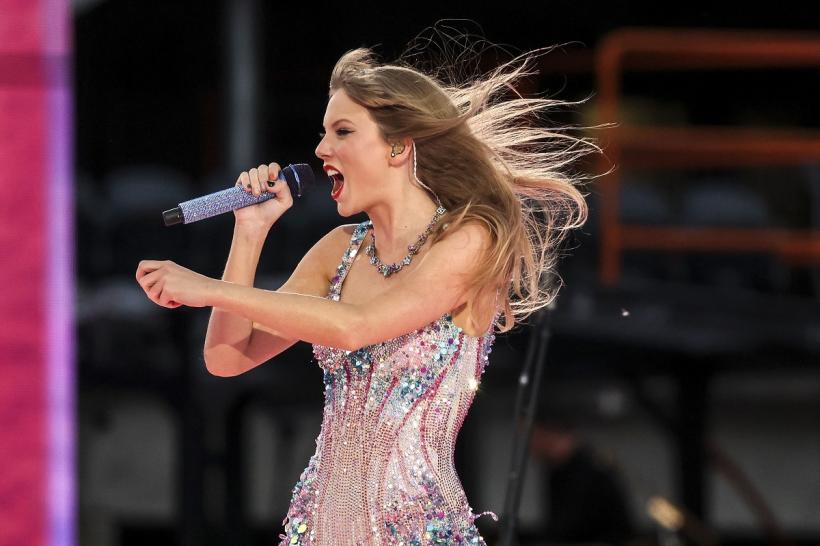 Turneul „The Eras” al lui Taylor Swift înregistrează încasări record de 2 miliarde de dolari