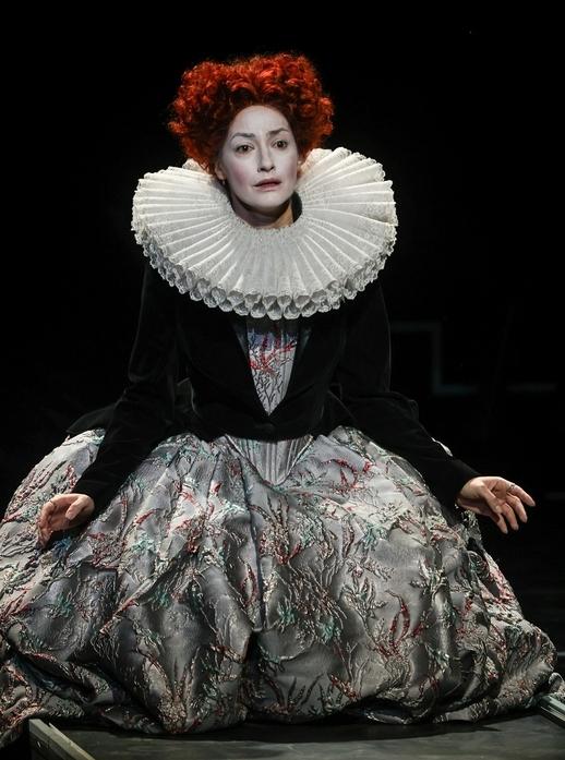 Una din cele mai așteptate premiere ale noii stagiuni la TNB, MARY STUART în regia lui ANDREI ȘERBAN 18931591