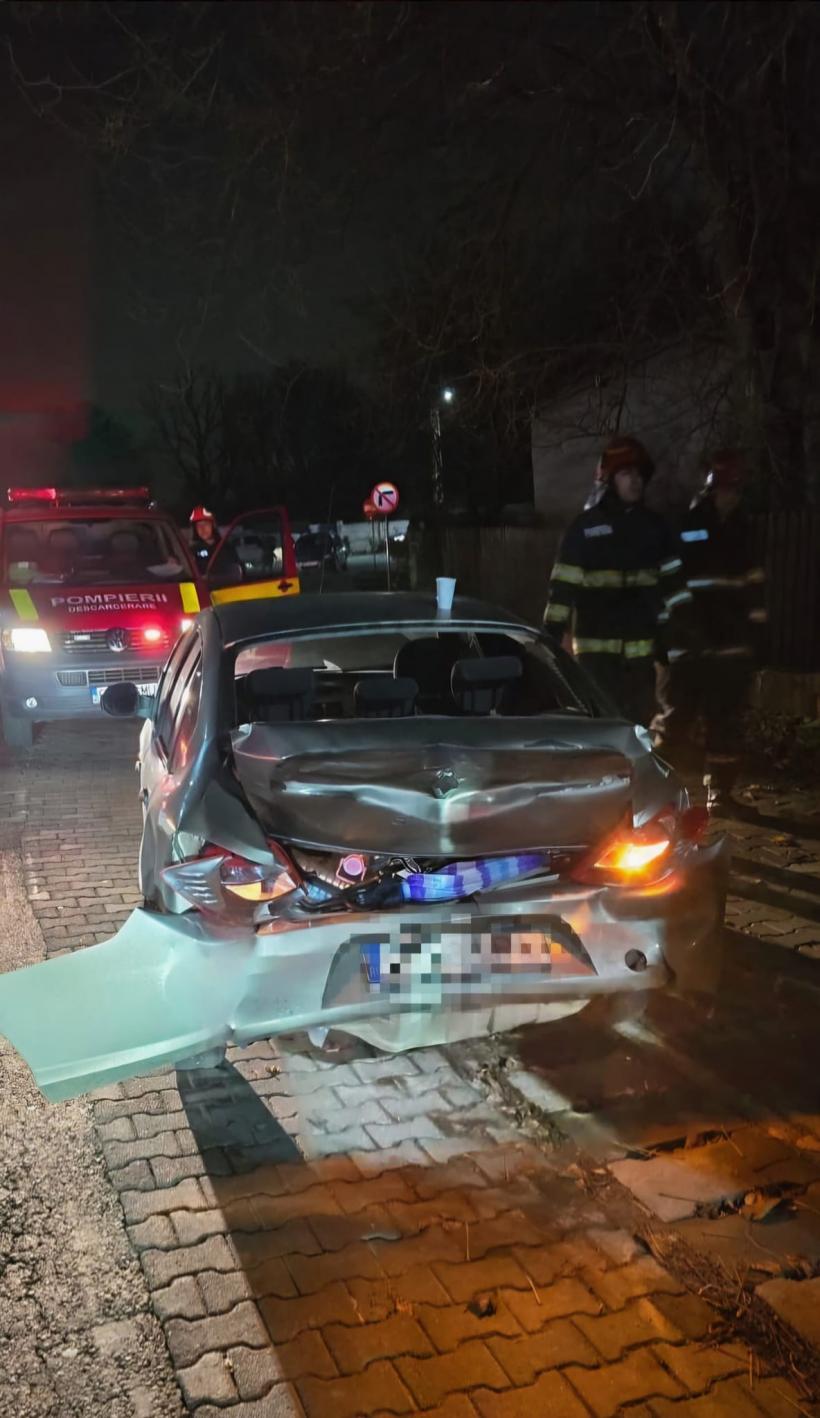 Plan ROȘU în Giurgiu: Alertă după ce două fetițe au fost rănite. Mașina în care se aflau a lovit un microbuz 18932096