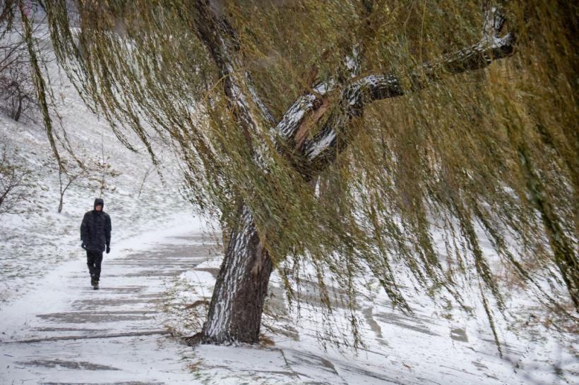 Prognoza meteo pentru următoarele 2 săptămâni: Precipitații și vreme mai caldă