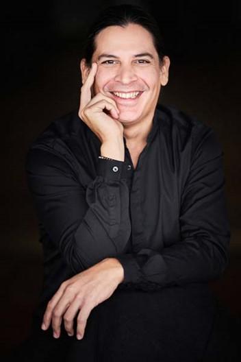 Dirijorul José Luis Gomez şi pianista Dana Ciocârlie  interpretează Dvořák, Paul Constantinescu şi Ceaikovski la Ateneul Român 18932509