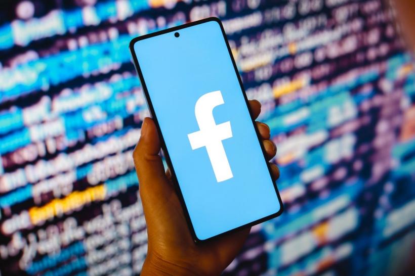 150 de moderatori de conținut Facebook suferă de tulburări psihice grave. Sclavie modernă? Condiții de muncă precare, salarii mici și efecte psihologice devastatoare