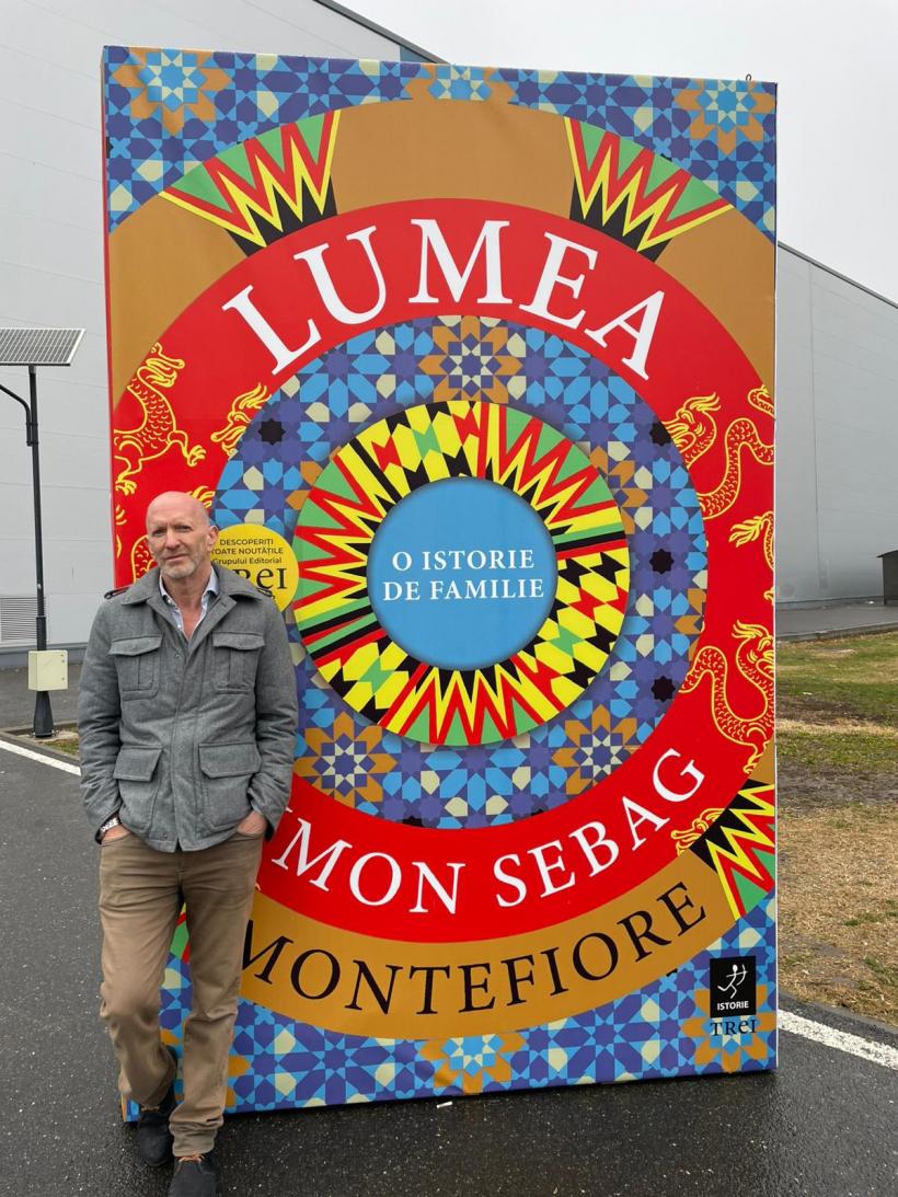 „Românii sunt atât de culți, de bine informați, de citiți. Dumnezeu să te binecuvânteze, România!”. Șuetă cu istoricul britanic Simon Sebag Montefiore  18932854