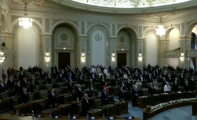 Live: Senatorii depun jurământul în noua legislatură