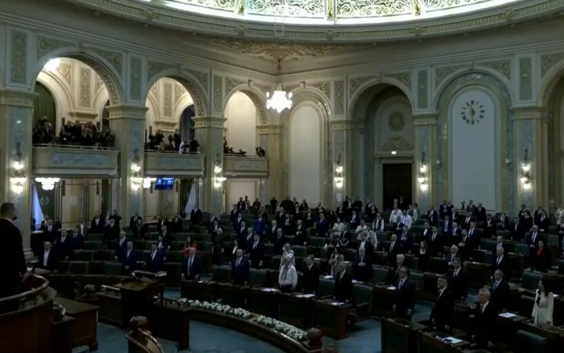 Live: Senatorii depun jurământul în noua legislatură 18933383