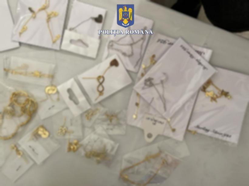 Contrabandă cu bijuterii din Turcia. Mascații au descins la 22 de adrese 18933433