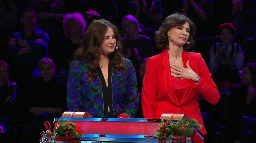 Ediții de sărbătoare la Ești mai deștept decât un copil de clasa a V-a? Magia Crăciunului se simte la Antena 1! 18933206