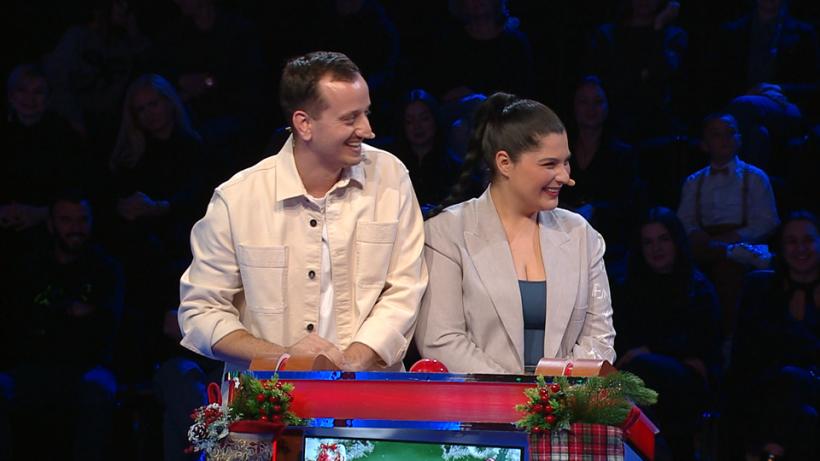 Ediții de sărbătoare la Ești mai deștept decât un copil de clasa a V-a? Magia Crăciunului se simte la Antena 1! 18933209