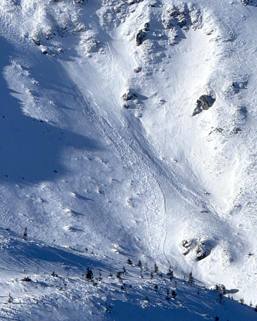 Alertă! Risc însemnat de avalanșă în munții Bucegi și Făgăraș