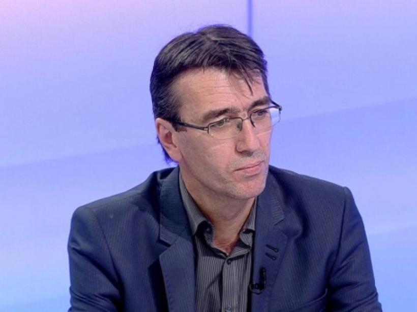 Operațiunea „Iohannis e președinte nelegitim”, declanșată de „suveraniști”, de Călin Georgescu și de… USR 18933558