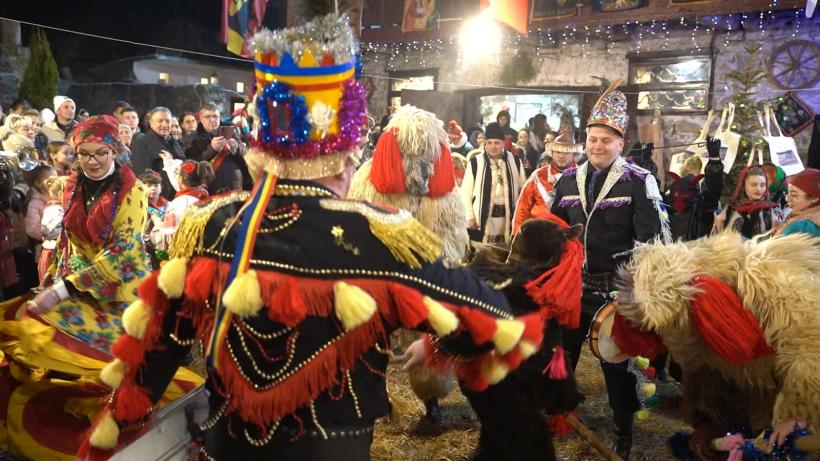 Semnificația măștilor, a urșilor și a caprelor, în ritualurile de sfârșit de an. Ritualuri vechi, asimilate de creștinism 18933543