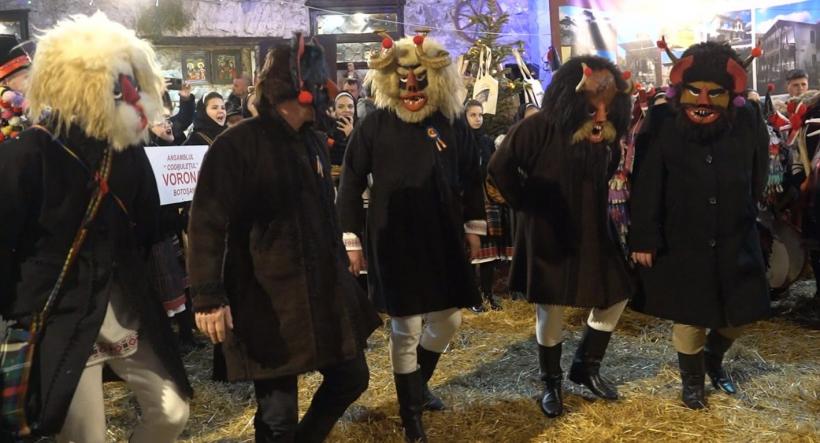 Semnificația măștilor, a urșilor și a caprelor, în ritualurile de sfârșit de an. Ritualuri vechi, asimilate de creștinism 18933545
