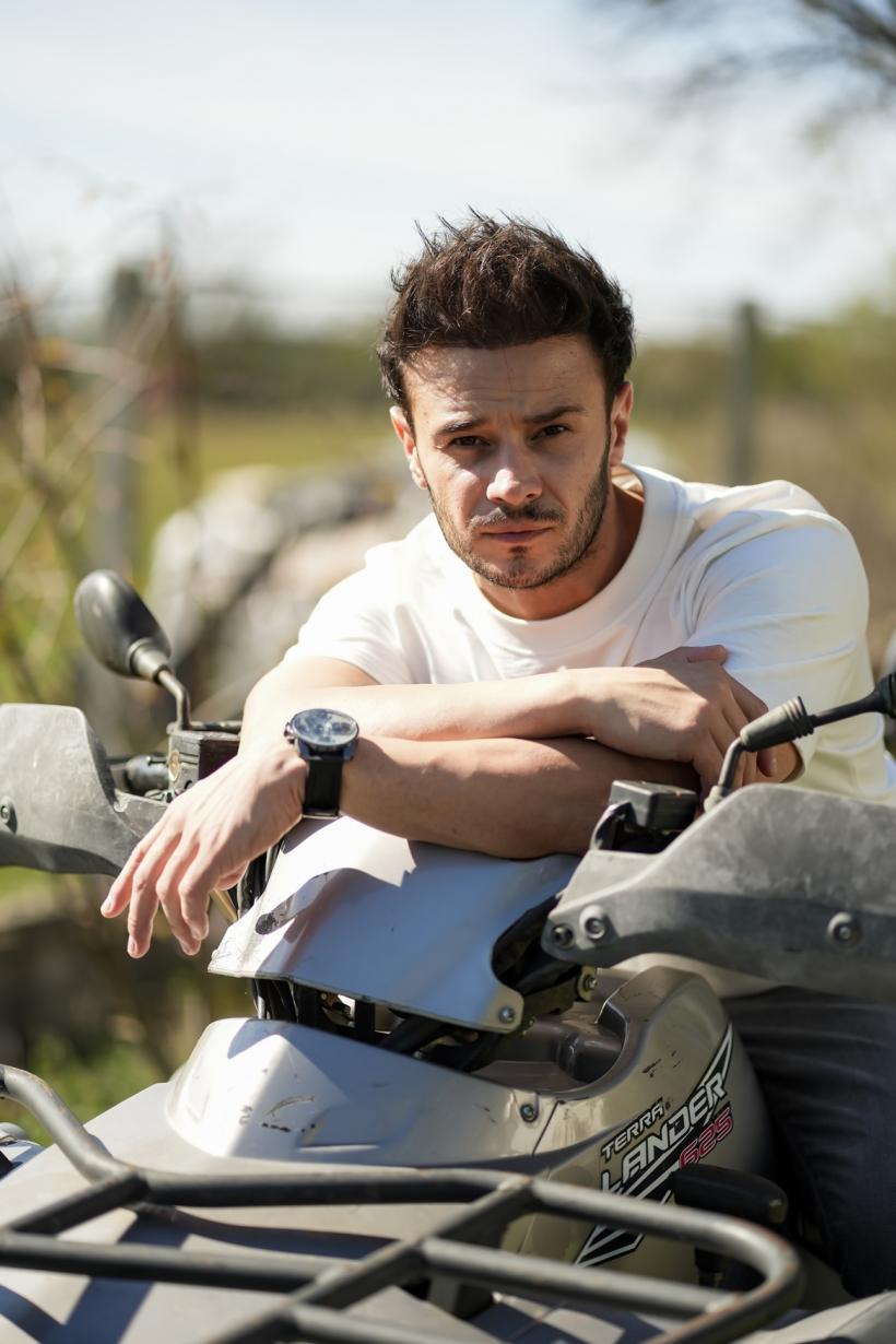 Din 10 ianuarie, în fiecare vineri, la Antena 1, Dima Trofim revine pe micile ecrane şi se alătură distribuţiei serialului original Iubire cu parfum de lavandă: „De foarte mult timp îmi doream să mă reîntorc la actorie” 18933630