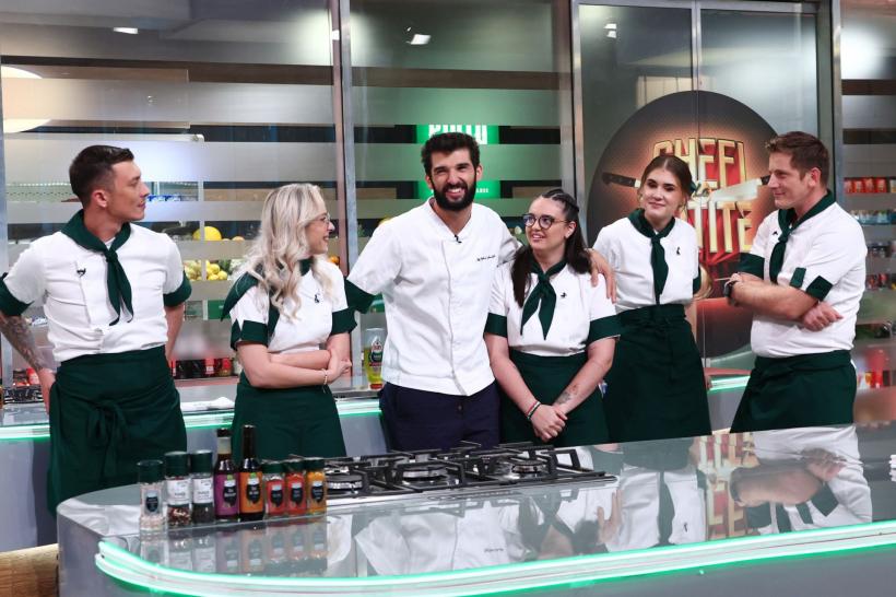 Ei sunt cei nouă concurenți care se întrec în semifinala sezonului 14 Chefi la cuțite! Emoții uriașe în această seară: competiția își desemnează finaliștii 18933871