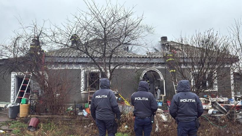 Tragedie în dimineața Crăciunului: Un bărbat a murit în incendiul care i-a cuprins casa 18933834