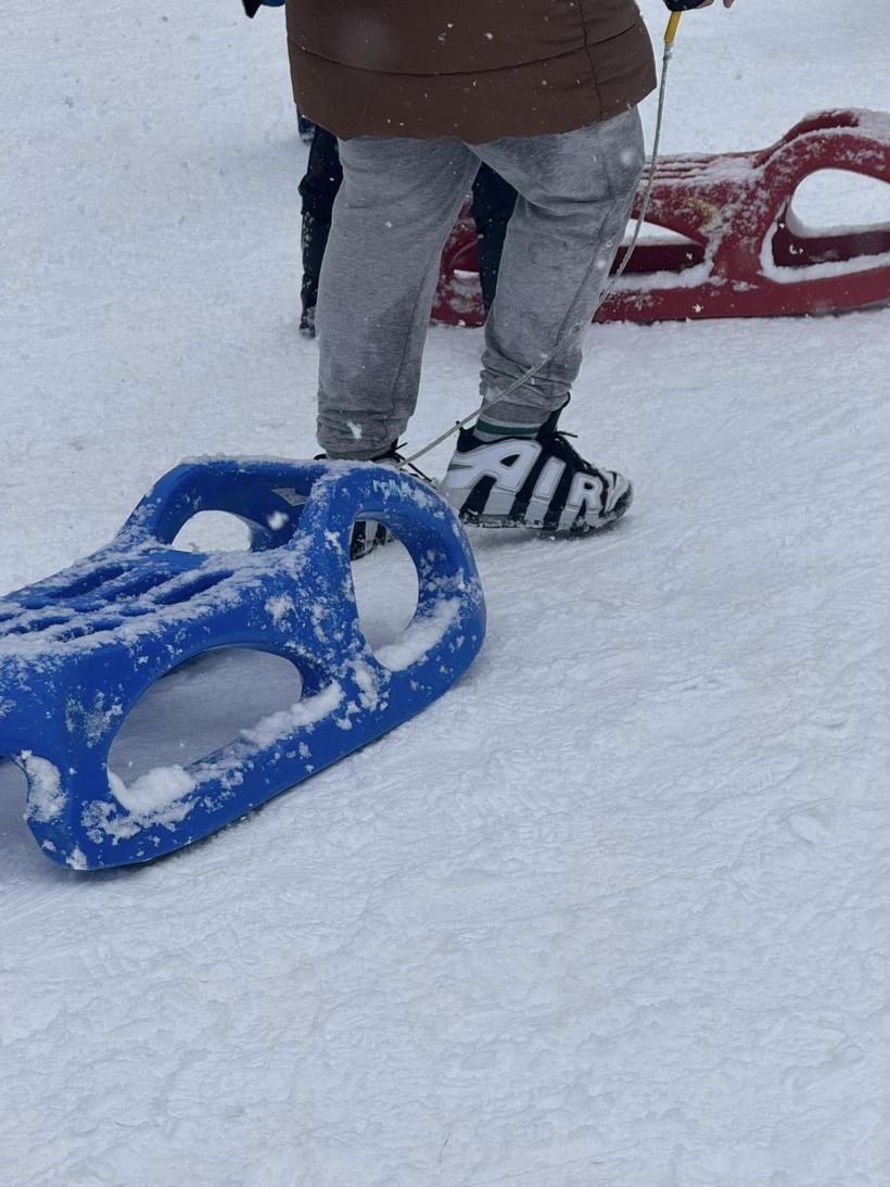 Avertisment Salvamont: "Muntele e un loc minunat, dar NU un podium de modă. Nu fiți iresponsabili!" 18934120