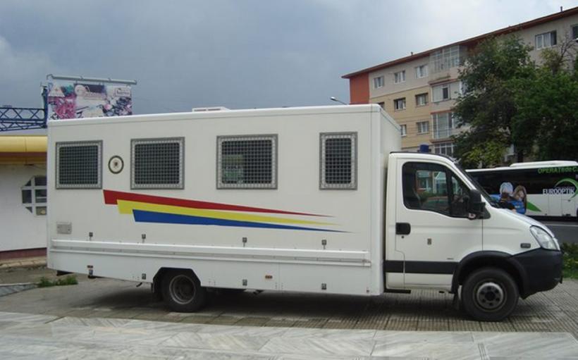 Instituțiile de forță ale statului fac achiziții masive la final de an. 15 milioane de euro, prin patru contracte 18934037