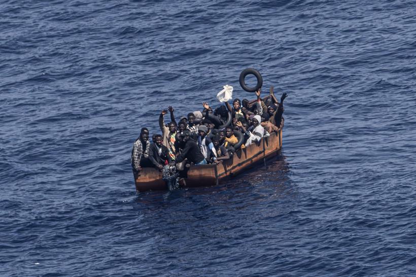 Naufragiu în Marea Mediterană. O barcă s-a scufundat. Zeci de migranți au murit